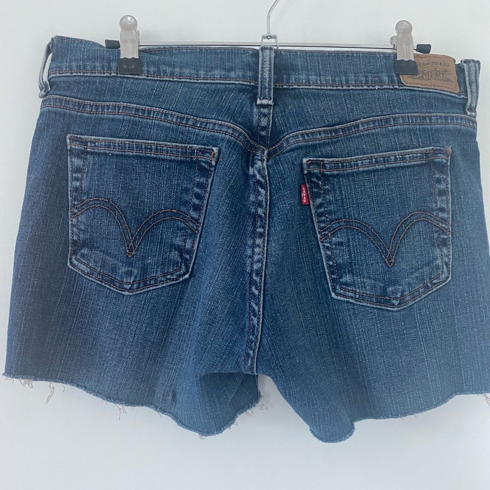 Levi’s 515 cut off jeans